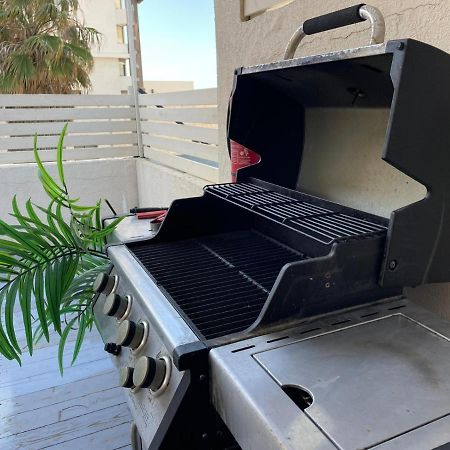 דירת סטודיו יפיפיה על גג ומרפסת שמש ברחוב הירקון Apartment Tel Aviv Exterior photo